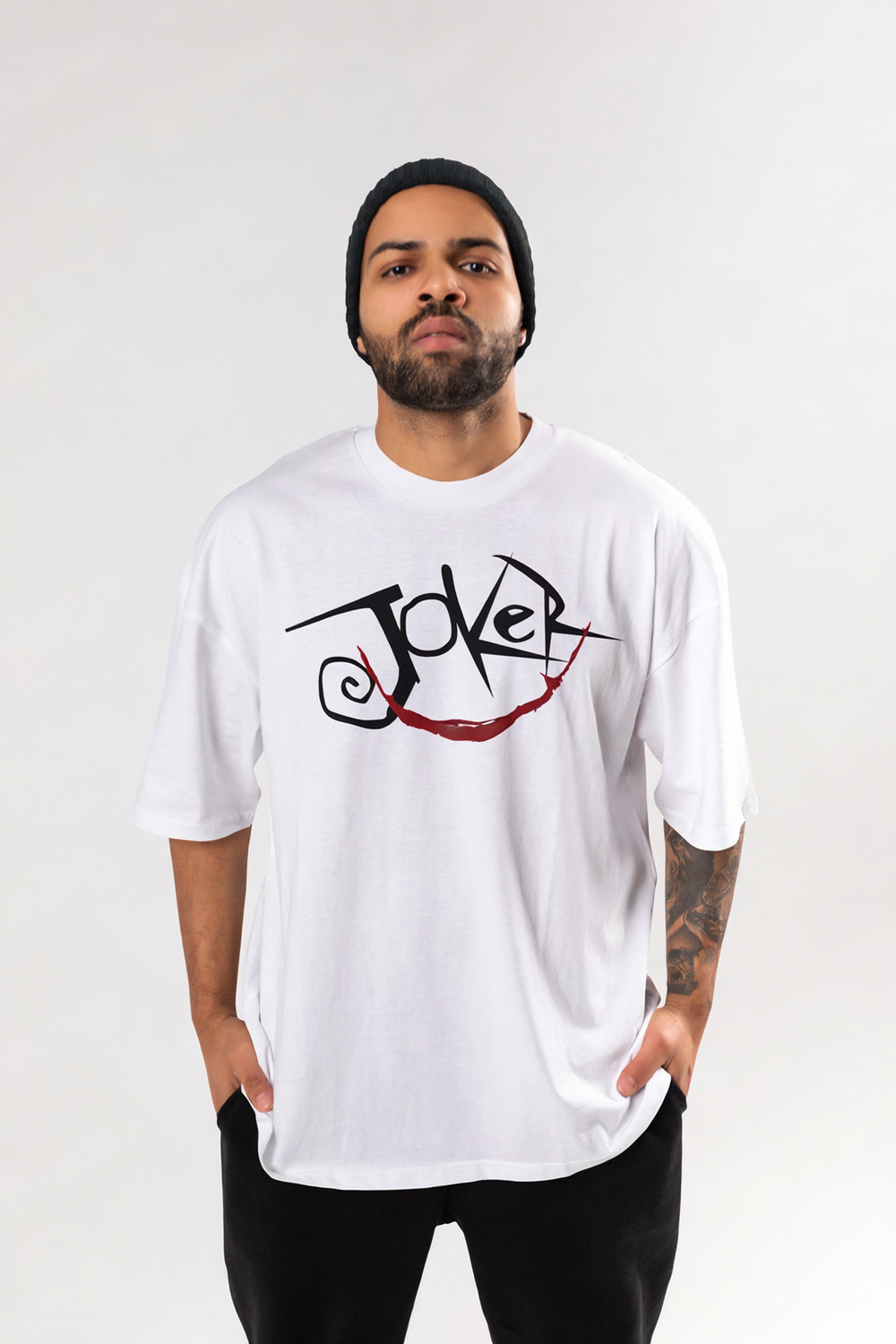 JOKER GRAPHIC TEE